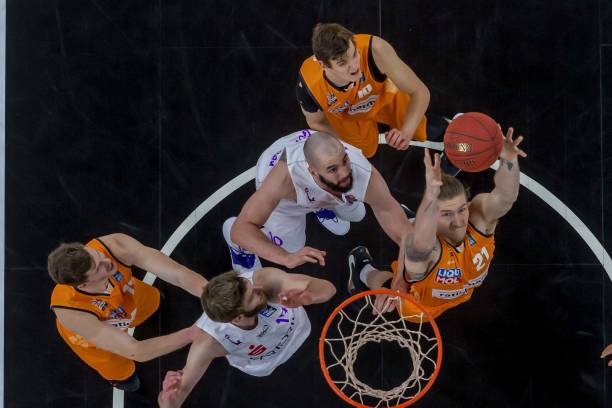 它们不仅是 它们不仅是